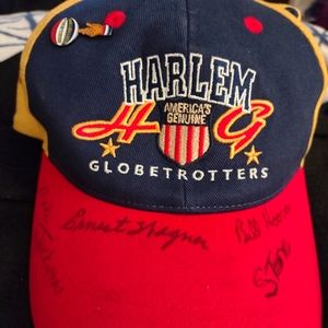 Harlem Globetrotters Official Autographed Rare Wool Baseball Cap